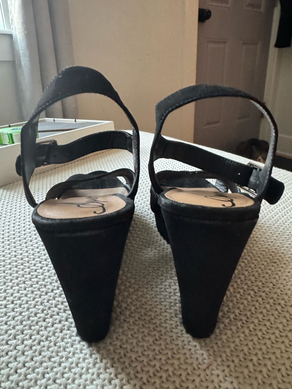 American Rag ‘Rochelle’ Platform Wedge Sandals - Picture 6 of 7